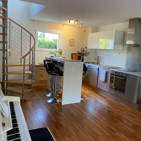 Maison Eysines- A10 Apartment