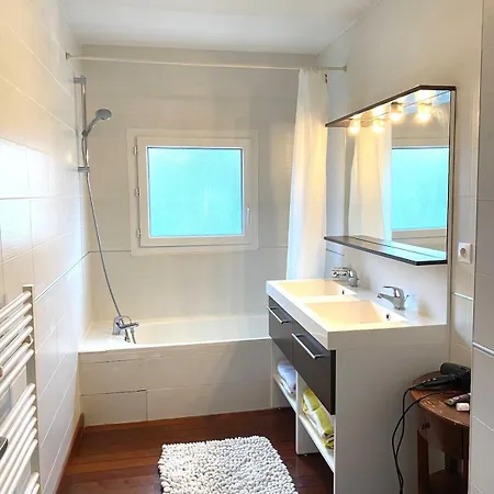 Maison Eysines- A10 Apartament *