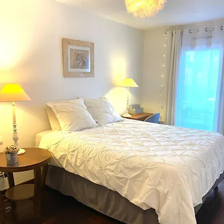 Maison Eysines- A10 Apartment *