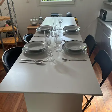 Maison Avec Piano A * איזין